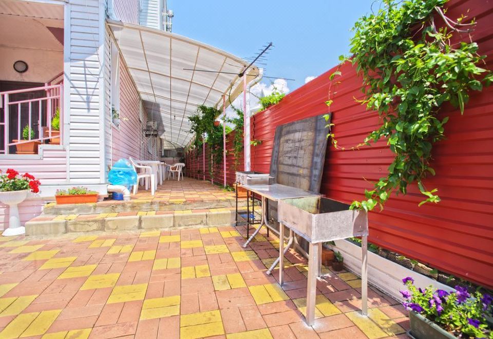 Лазаревское хвойная 16. Лазаревское хвойная 16 б. Лазаревское улица хвойная. Хвойная 20 лазаревское. Гостевой дом «ласточка» лазаревское, ул.