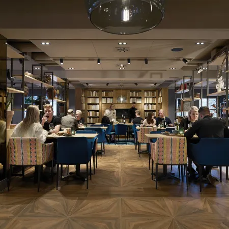 Carlton President Hotel