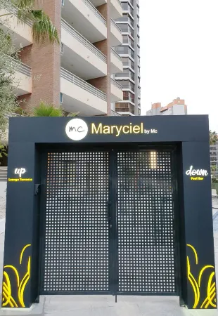 Apartamentos Maryciel by Mc