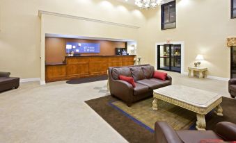 Holiday Inn Express & Suites Louisville East