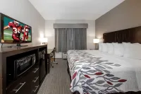 Red Roof Inn & Suites Newburgh - Stewart Airport/ West Point Hotels in New Windsor