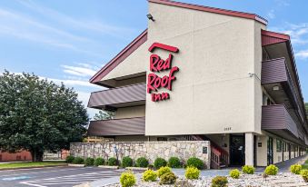 Red Roof Inn Hampton Coliseum & Convention Center