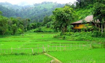 Hmong Hilltribe Lodge