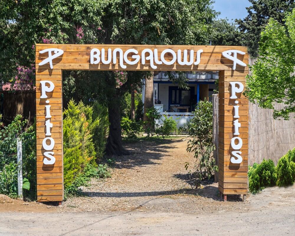 Pitos Bungalows