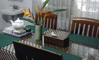 Room in B&B - Villas in Batu Indonesia Homestay