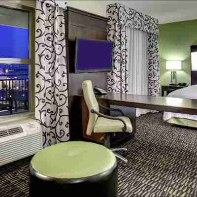 Hampton Inn & Suites Baton Rouge Downtown Rooms