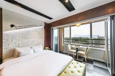 Busan Gangseo Sinhodong Hotel the One