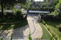 Aryana Hotel Hotel dekat Samadhi Buddha Statue