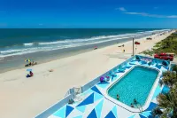 Chateau Mar Beach Resort Newly Renovated - parking