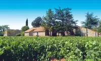 Terres de France - Domaine des Vans Các khách sạn ở Joyeuse