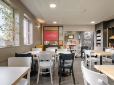 B&B Hotel Calais Centre St Pierre Hotels in Calais