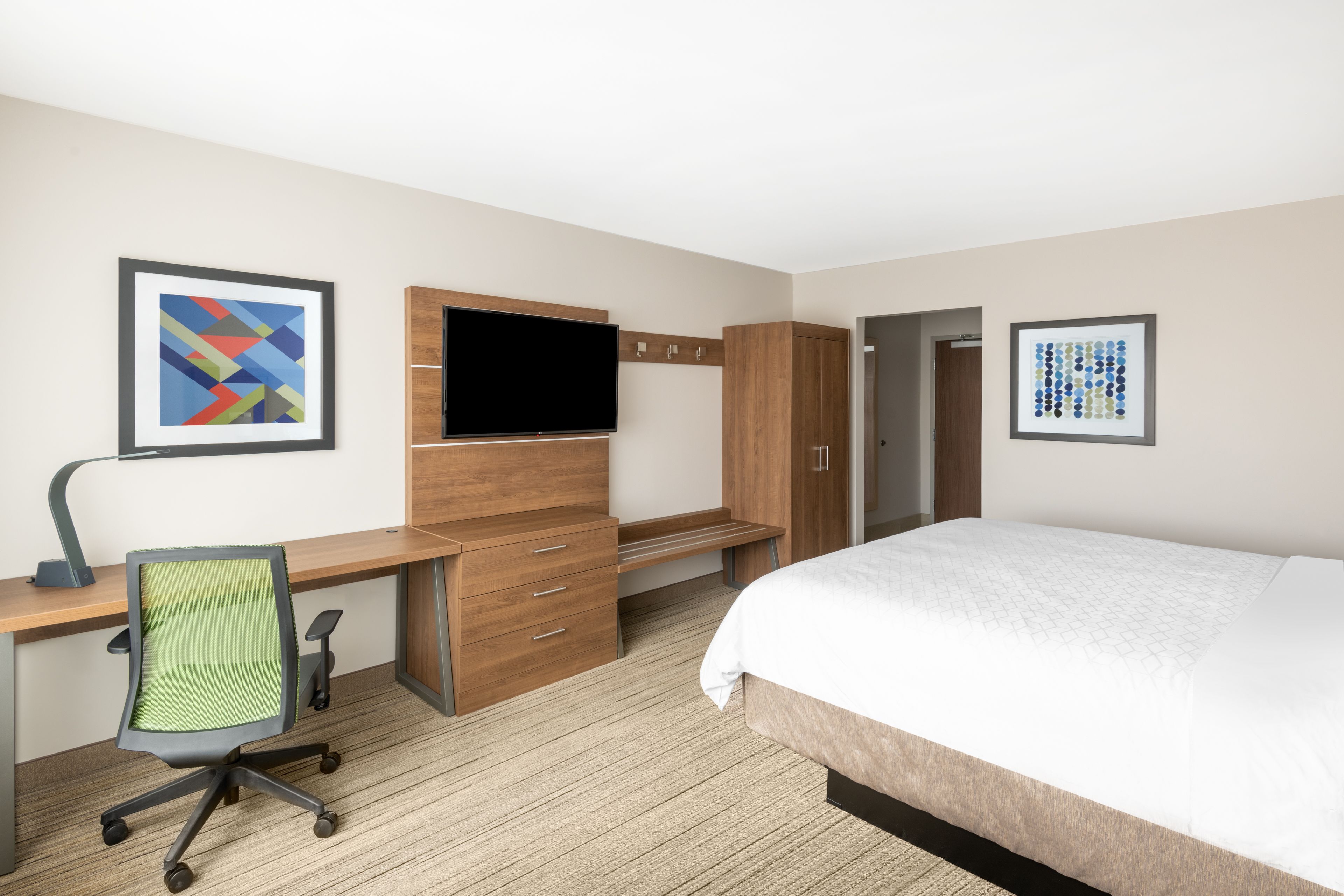 Holiday Inn Express & Suites Phoenix - Airport North, an Ihg Hotel