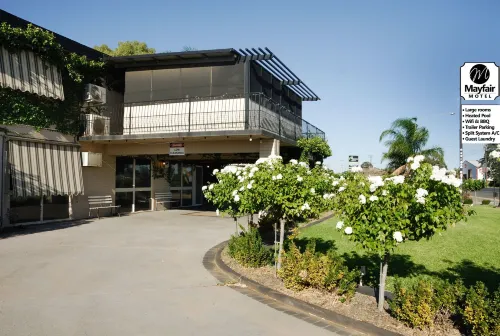 Mayfair Motel Hotels in West Wyalong
