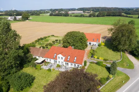 Fjordvejen Apartments Отели в г. Grasten