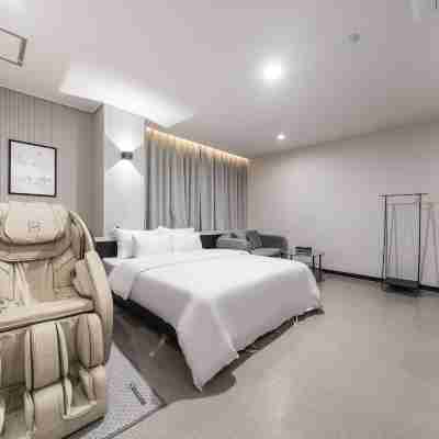 Anyang Beomgye Hotel Box Rooms