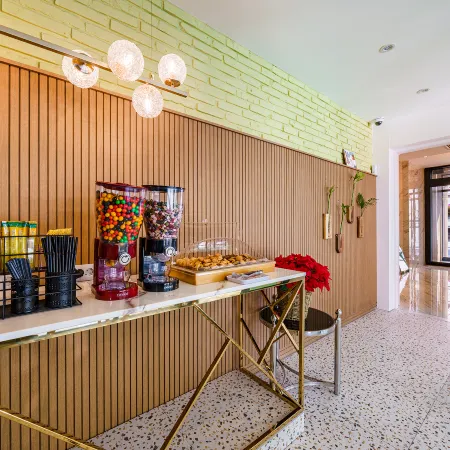 Gyeongju Hotel Namu Отели рядом с достопримечательностью «Парк Хынму»