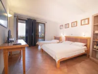 Levantin Inn 1/3 Room Sea Side N.10 -  Privatzimmer
