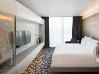 Pullman Sydney Airport فنادق في Rosebery