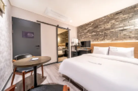 Osan Studio 9 Self Check-in Motel