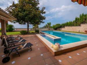 Villa Cala Lux, Ideal for Families, Next to A Cove, with BBQ and Wifi