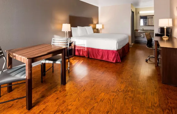 哈蒙德貝斯特韋斯特SureStay Plus飯店