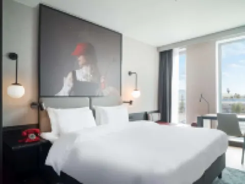 โรงแรมราดิสสัน เรด, สนามบินออสโล โรงแรมในUllensaker