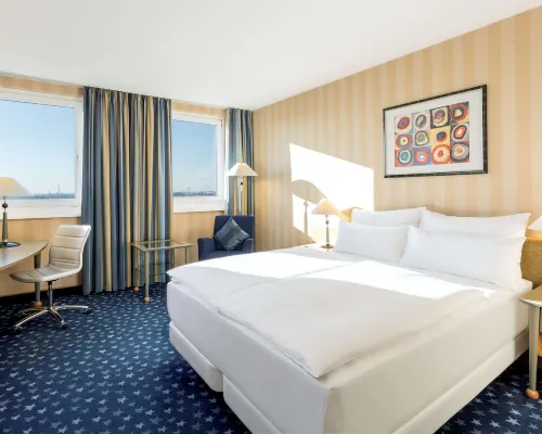 NH Danube City Hotels near METAStadt