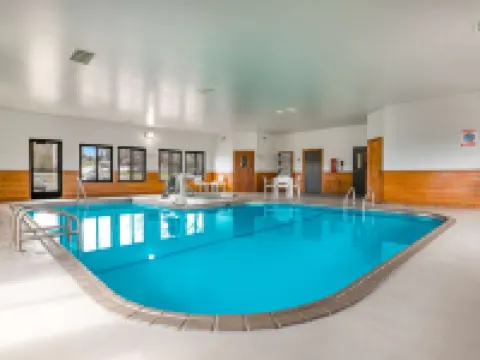 Quality Inn Hotels in Marquette