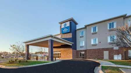 Best Western Dothan Inn  Suites