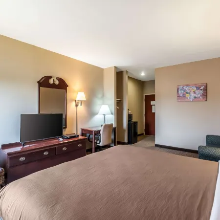 Econo Lodge Inn & Suites Middletown - Winchester South