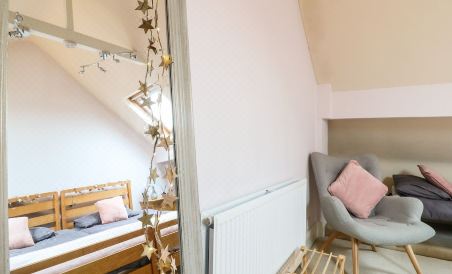 Cute Remarkable Quirky 2 Bed House in Derby - Housity