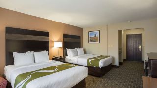 quality-inn-and-suites-holland