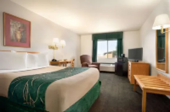 แทรเวิลลอดจ์ บายวินด์แฮม ไชแอนน์