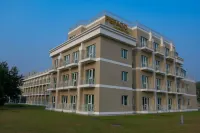 Pefaco Hotel Maya Maya Hotels near Loufoulakari Falls