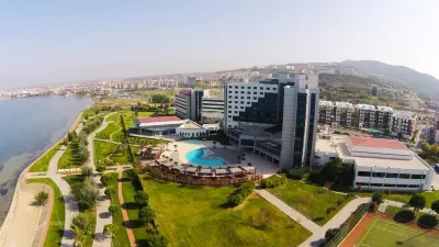 Kolin Hotel Spa & Convention Center Hotels in Dardanos Mahallesi