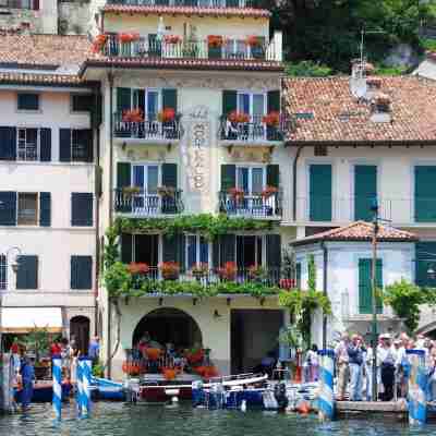 Albergo Ristorante Montebaldo Hotel Exterior