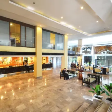 ザ シティホテル シラチャ(The City Hotel Sriracha) ワット ノン クラ周辺のホテル