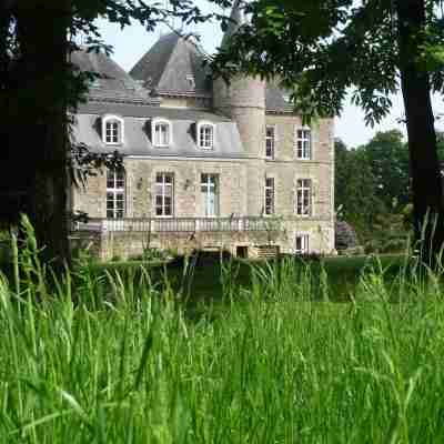 Logis Domaine de la Ferrière Hotel Exterior