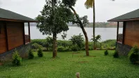 Room in Guest Room - LakeRose Wayanad Resort - Water Front Grandeur