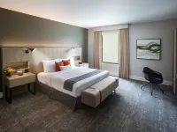 The Delaney Hotel Hotels near Wadeview Park