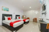 RedDoorz at Sedayu 2 Near Danau Toba Parapat فنادق في Girsang Sipangan Bolon