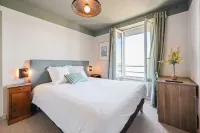 Beau Rivage Hôtel-Restaurant فنادق في Saint-Aubin-sur-Mer