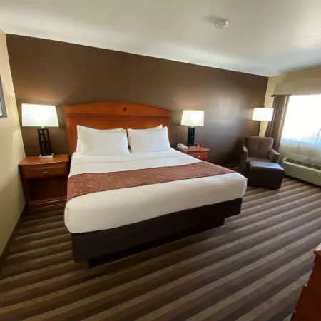 Best Western Manhattan Inn