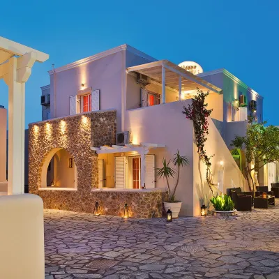 جيانا سويتس Hotels near معرض الفن الخاص بالفضاء سانتوريني