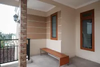 KoolKost Syariah Near Taman Sriwedari Laweyan