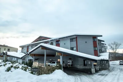 Prestige Mountain Resort Rossland Hotels near VISAC Gallery