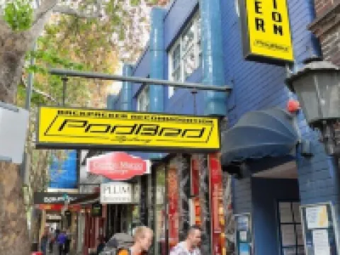 PodBed Sydney Hotels in Potts Point