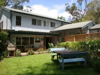 Scotland Island Lodge Hotels in North Narrabeen