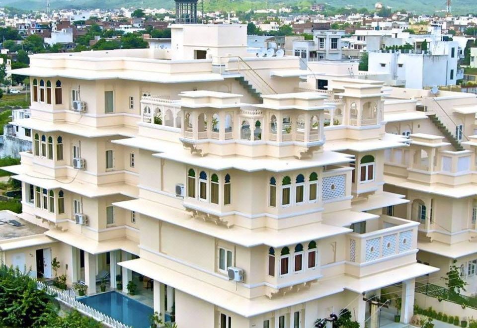 hotel overview picture