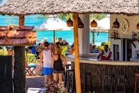 Diani Sea Lodge - All Inclusive - bar